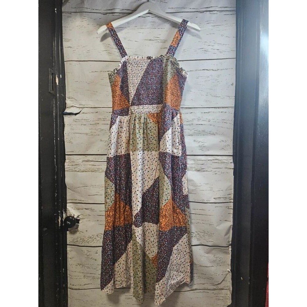 Patchwork Floral Smocked Cottagecore Boho Midi Dress Size M
Description:
